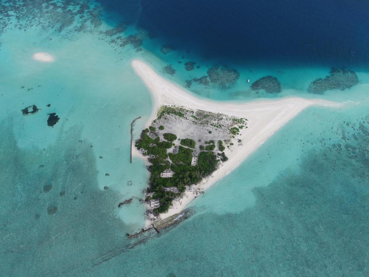 One The Island Naifaru Exterior foto