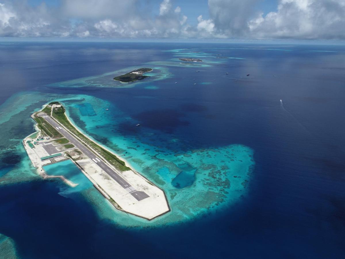 One The Island Naifaru Exterior foto