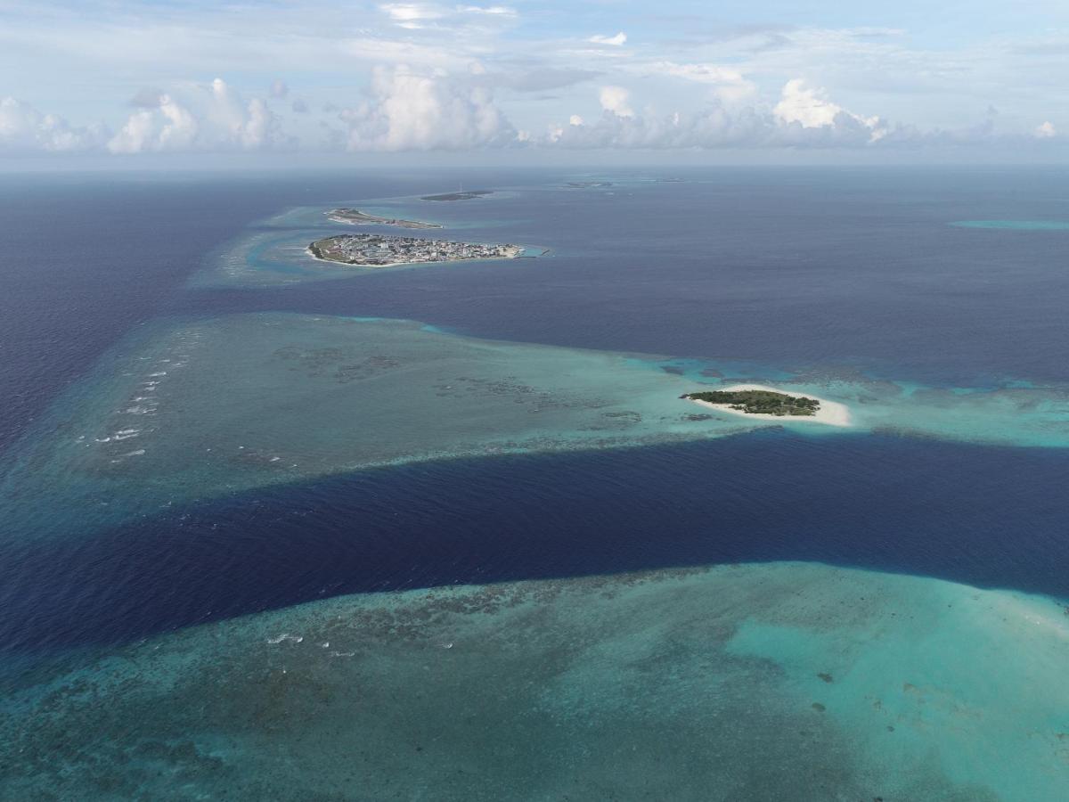 One The Island Naifaru Exterior foto