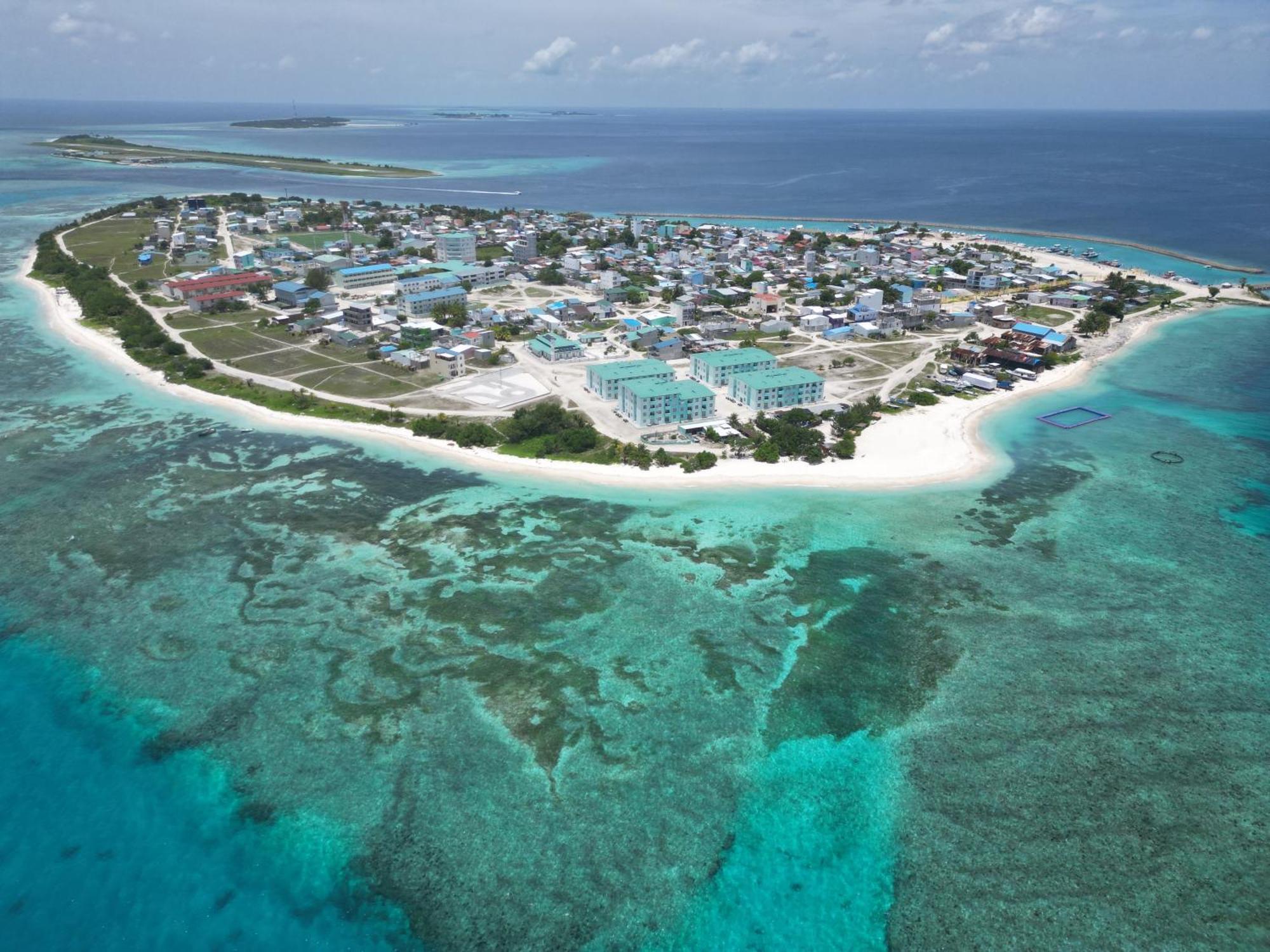 One The Island Naifaru Exterior foto